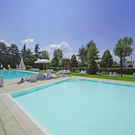 Punta Gro 2-5 By Wonderful Italy * Sirmione